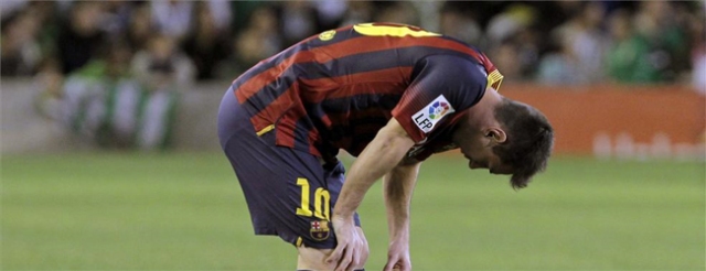 Messi injured vs Betis 2013